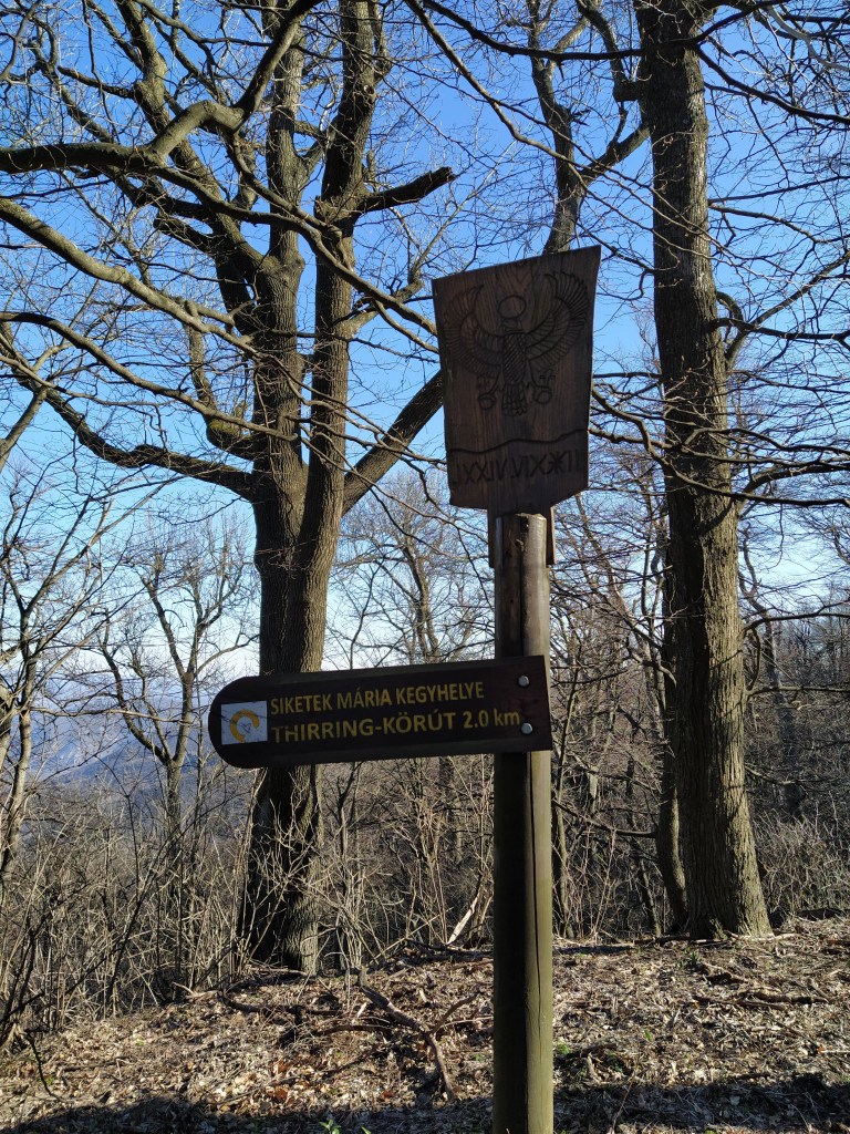 Sign showing the way to the Mary Shrine of the Deaf